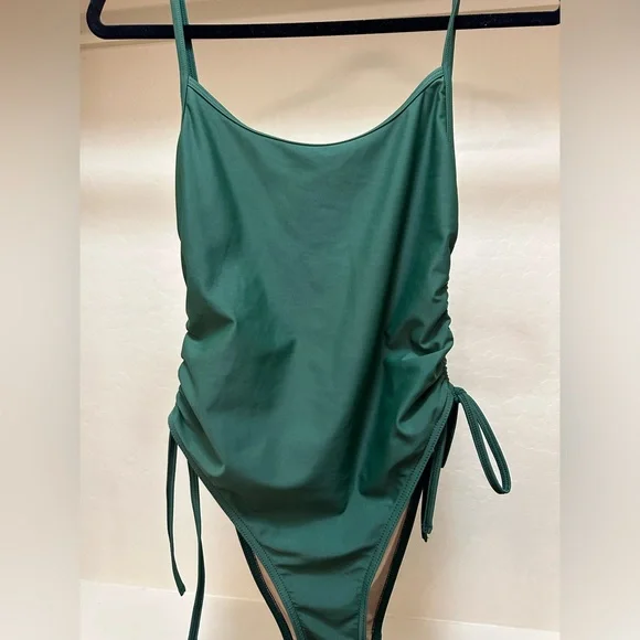 Gnash Swim -green size six - Picture 4 of 7